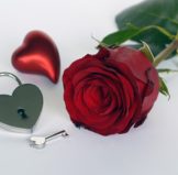 red rose key heart florist secrets westridge florist toowoomba