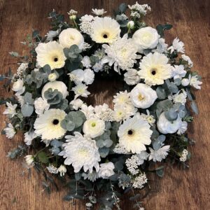 White Remembrance Wreath – ANZAC Tribute in fresh white seasonal blooms